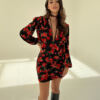 Sukienka Chantal Red FLowers wykonana z najwyższej jakości wiskozy. Idealnie kobieca