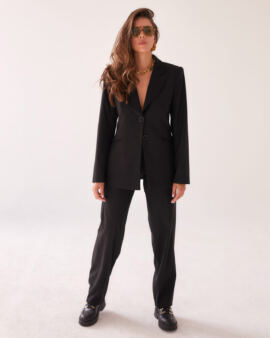 A beautiful, perfect jacket that is part of the CHELSEA women's suit. Deep black, excellent material