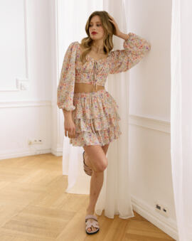 Beautiful floral coloured print, excellent viscose, feminine cut. Heather - top and skirt. LOVIN